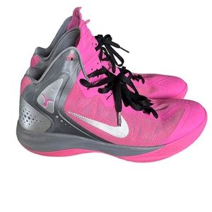 NIKE Hyper-Quickness Women’s Basketball Shoe size 9.5 womens